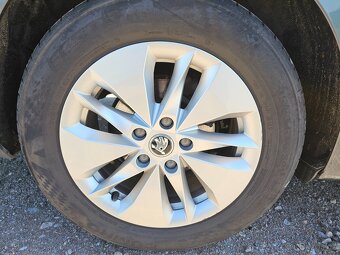 Škoda Octavia 4 combi 2.0 TDI 85000 km - 16
