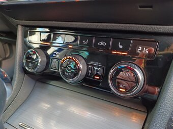 Škoda Superb 3 Combi 2.0TDI 147kW DSG Matrix Virtual ACC - 16