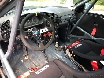 Bmw e36 V8, závodní - 16