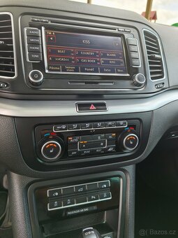 VW Sharan 2.0TDi 103kw,HIGHLINE,DSG,Tažné,2xklíč,SERVISKA - 16