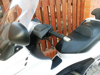 Piaggio X-Evo 125 (2010) - 16