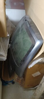 Zbytek náhradní dílů VW Touran - 16