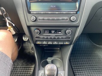 Škoda Rapid, 1.2 TSI 77kW-1xMAJ.-XENON-ALU - 16