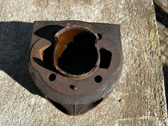 Motor Jawa ČZ 355, 356 - 16