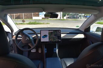 Tesla Model 3 Long Range Dual Motor - 16