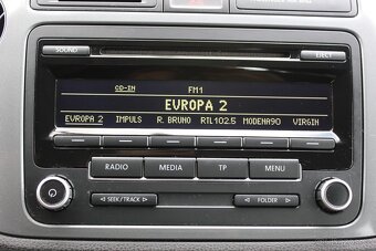 Volkswagen Tiguan 2.0 TDI, manuál, SERVIS - 16