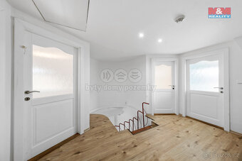 Prodej rodinného domu, 280 m², Šluknov, ul. Zeyerova - 16