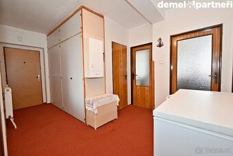 Prodej bytu 4+1 s garáží a zahradou, 78 m2, Hořice - 16