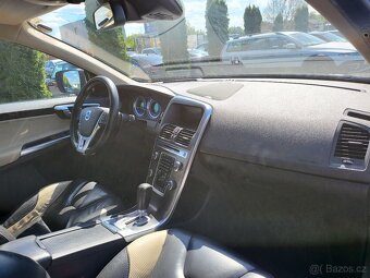 VOLVO XC60 2012 3.0 T6 224kW AWD 4x4 R-DESIGN,PANORAMA,NAVI - 16
