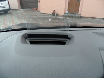 Citroen C4 1.2 PureTech,81kw,plná výbava,naj.105000km - 16