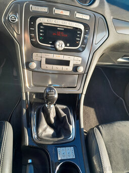 Ford Mondeo 2.0 TDCi, 103 kW, kombi, 137000 km - 16