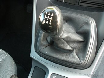 Ford C-MAX 1,6 16V PDC,vyhřív.sklo+sedad.,NAVI,92KW - 16