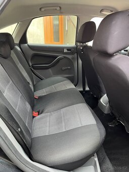 Ford Focus 2008 - 16