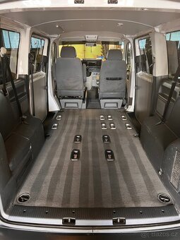 VW Transporter T6 2.0tdi 110kw 4Motion DSG 2017 - 16