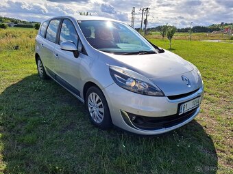 Renault Scenic 1.5 DCI 81kw .Grand 7 míst Klima Model 2012-- - 16