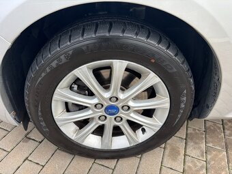 Ford Mondeo 2.2TDCi 129kW Titanium Facelif - 16