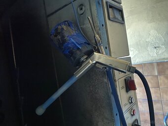 KOMPLETNÍ PRÁŠKOVÁ LAKOVNA - 16