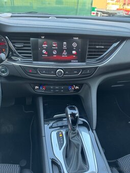 Opel insignia 2.0 191KW 4x4 exclusive top výbava - 16