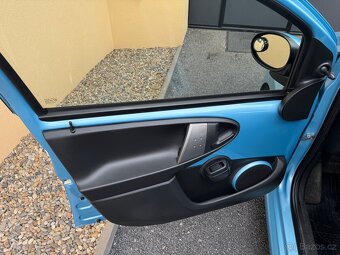 Toyota Aygo 1.0i 50kw - 16