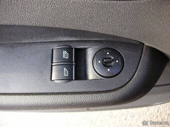 Ford Focus 1.8i - Serviska Combi - 16