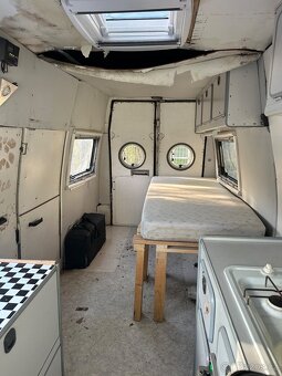 Obytná Vestavba Peugeot Boxer - 16