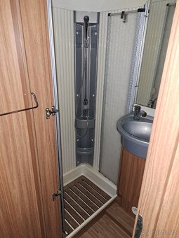 OBYTNÝ VŮZ CARADO A464, 2.3JTD, 2015 - 16