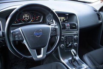 Volvo XC60 D3 Kinetic Geartronic - 16