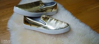 Pohodlné botky slip on zn.Armani Jeans,v.39 - 16
