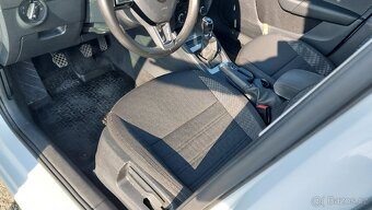 ŠKODA OCTAVIA 3 COMBI 1.6 TDI 85 KW - 16