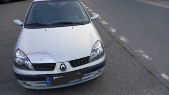 Renault clio 1.2 R.v.2003 - 16