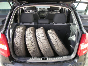 ŠKODA FABIA II 1.4-16V 63KW RV-2010-KLIMA - 16