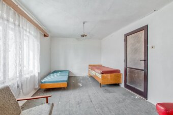 Prodej rodinného domu k rekonstrukci/demolici - 16