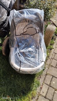 Kočárek Tudore Forester - 16