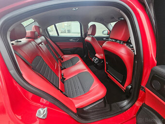 Alfa Romeo Giulia 2.0T 147 kW - 16