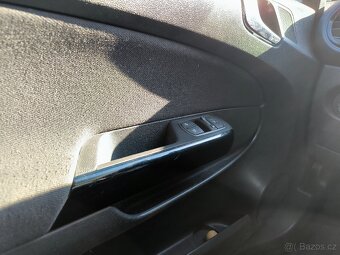 Opel Corsa 1.4i 16V Active,75kw klima , tempomat T.Z - 16