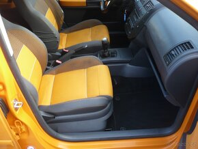 Volkswagen  Polo  1.4 i 55 kW CROSS - 16
