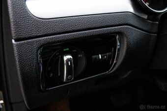 Škoda Superb Combi 2.0 TDI CR 170k Elegance DSG - 16