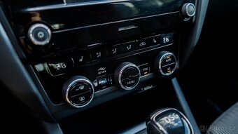 Škoda Octavia Combi 1.6 TDI 115k Style DSG - 16
