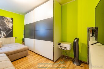 Pohořelice  byt 4+1, 88 m2 s novou koupelnou, velkým sklepem - 16