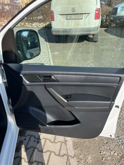 VW CADDY MAXI 4x4 DÍLNA R16 2.0TDI,KLIMA,SERVIS VW,DPH,1maj - 16