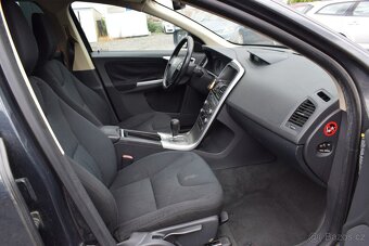 Volvo XC60 D5 2.4D 4X4/TAŽNÉ/AUT/NEJEDE/ - 16