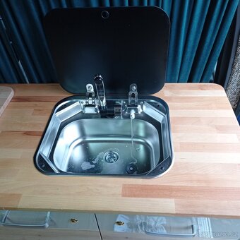 Obytná dodavka - 16