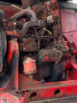 kombajn Massey Ferguson 31 - 16