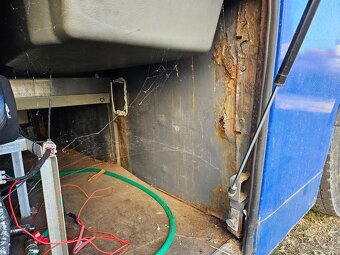 Obytný autobus KAROSA - 16