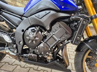 Yamaha FZ 8 N - SUPER STAV - ABS, AKRAPOVIČ 99.000,- Kč - 16