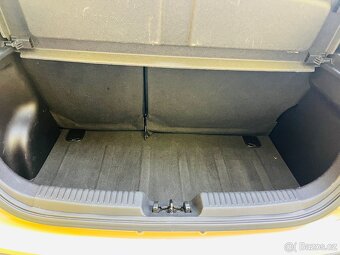 HYUNDAI i 10 1.1 i BENZÍN 5 DVEŘÍ NAJETO JEN 45 TIS KM - 16