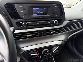 Hyundai i20 / 1.2i 62 kW / 2021 - 16