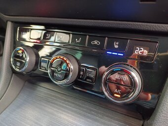 Škoda Superb 3 Combi 2.0TDI 140kW DSG Matrix ACC ERGO Navi - 16