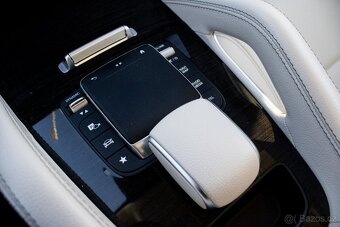 Mercedes-Benz GLE SUV 300 d 4MATIC A/T - 16