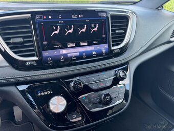 Chrysler Pacifica 3.6 S RU DVD 2022 NEW DPH AKCE - 16